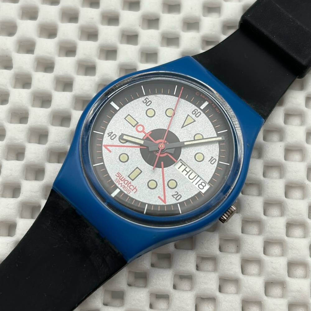 Swatch Watch - GS700 - Backslash
